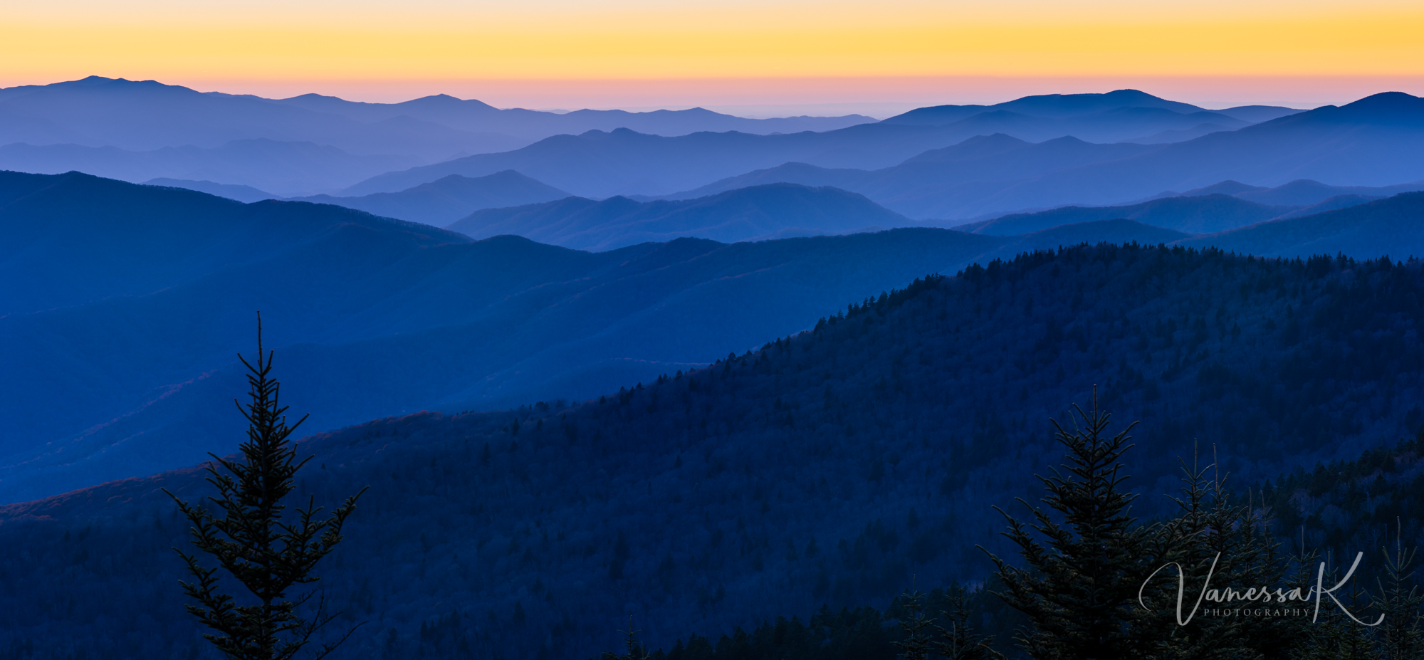 TN, Tennessee, sunset, Clingmans Dome, Smoky Mountains, Smoky Mountain National Park, evening, dusk, view, hazy, mountains, pines, rays, 